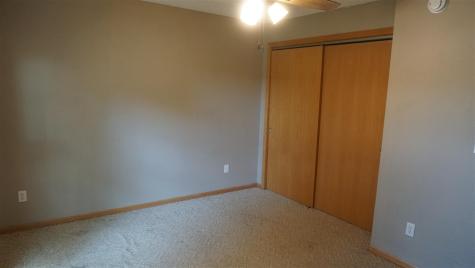 114 W Linn Street Lone Tree IA 52755