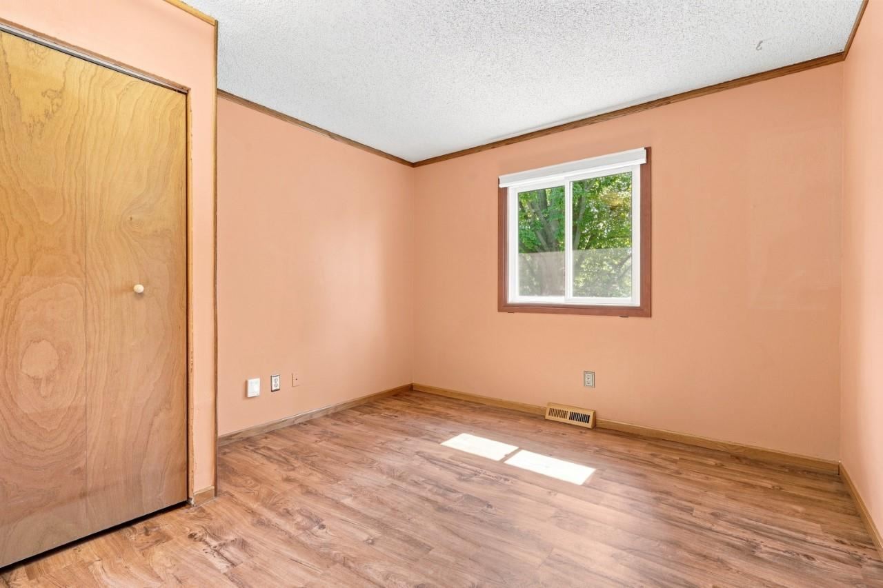 1498 Valley View Drive Coralville IA 52242