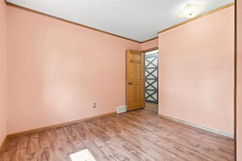 1498 Valley View Drive Coralville IA 52242