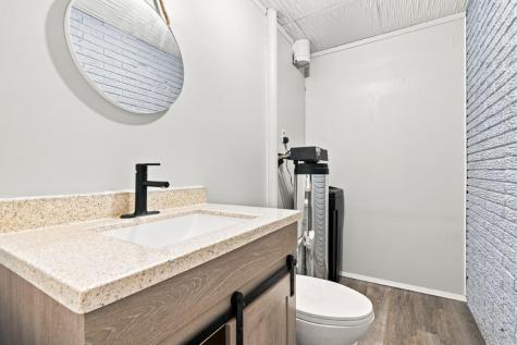 1498 Valley View Drive Coralville IA 52242