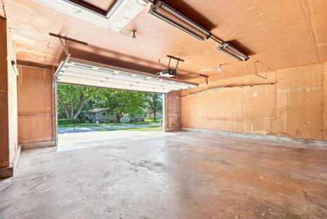 1498 Valley View Drive Coralville IA 52242