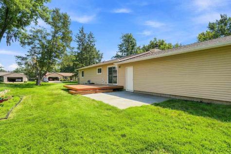 1498 Valley View Drive Coralville IA 52242