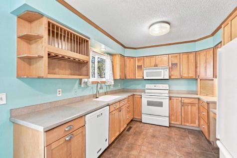1498 Valley View Drive Coralville IA 52242
