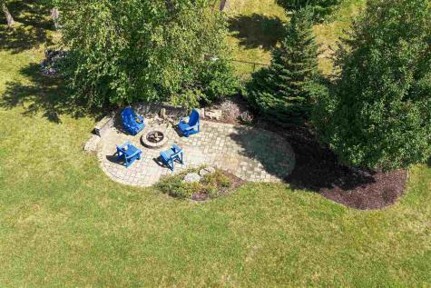 806 Wood Lily Road Solon IA 52333