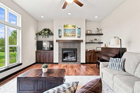 806 Wood Lily Road Solon IA 52333