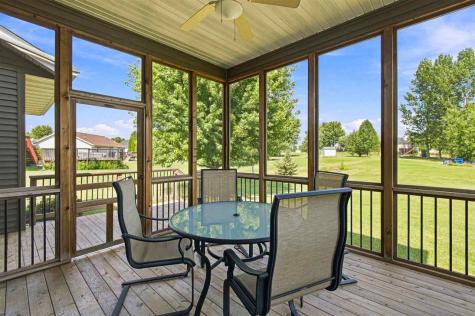 806 Wood Lily Road Solon IA 52333