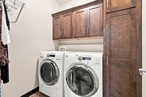 806 Wood Lily Road Solon IA 52333