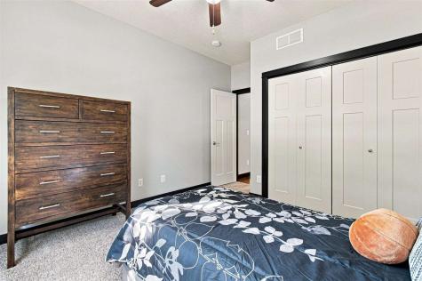 806 Wood Lily Road Solon IA 52333