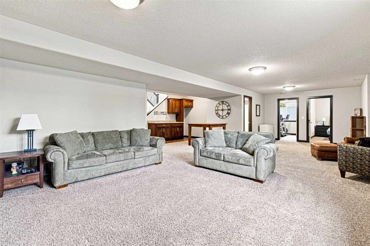 806 Wood Lily Road Solon IA 52333