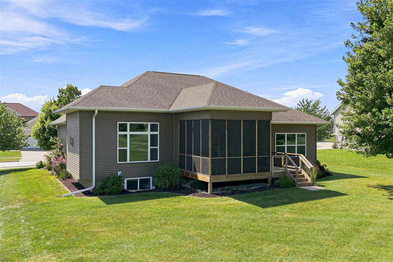 806 Wood Lily Road Solon IA 52333