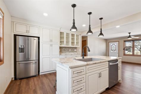142 Scott Drive West Branch IA 52358
