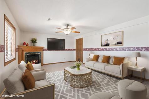 142 Scott Drive West Branch IA 52358