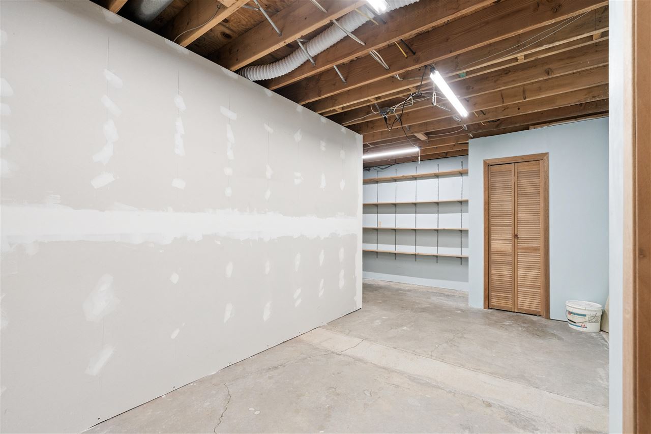 142 Scott Drive West Branch IA 52358