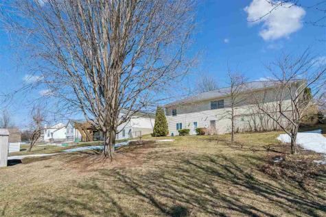 142 Scott Drive West Branch IA 52358