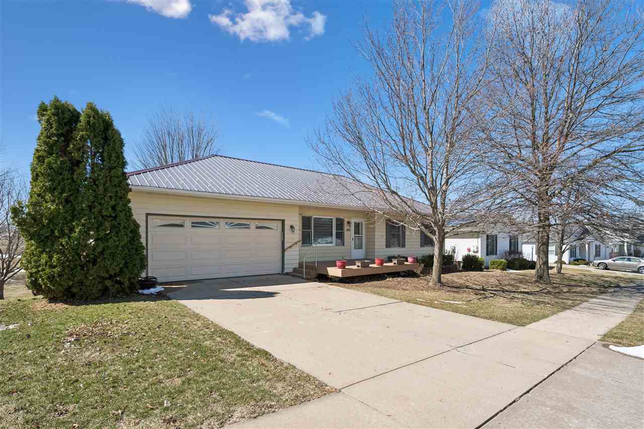 142 Scott Drive West Branch IA 52358
