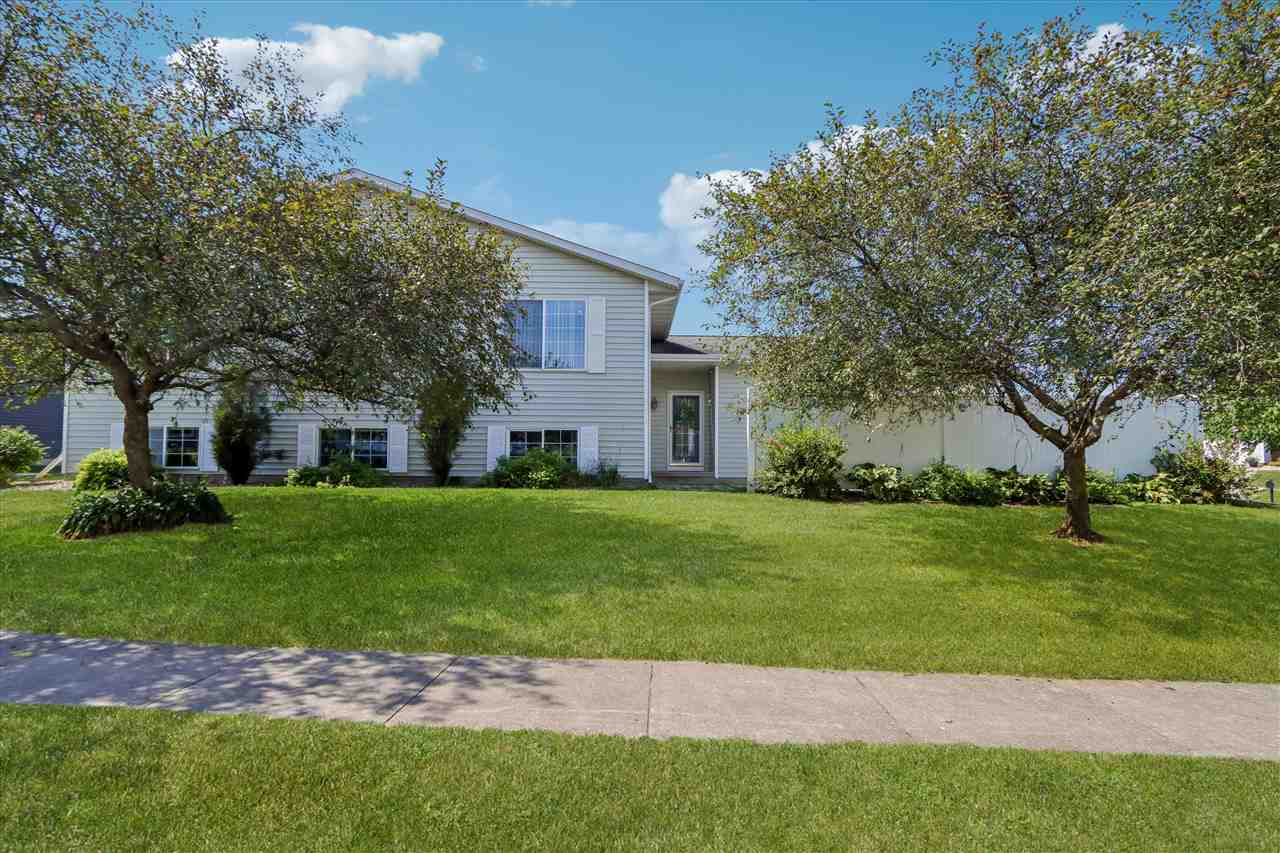 305 Westwood Road Williamsburg IA 52361