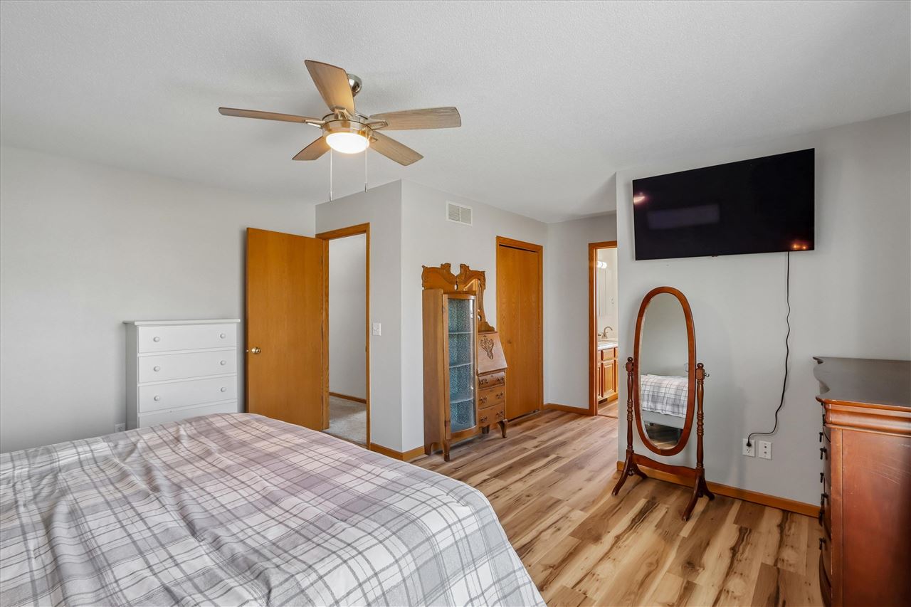 305 Westwood Road Williamsburg IA 52361