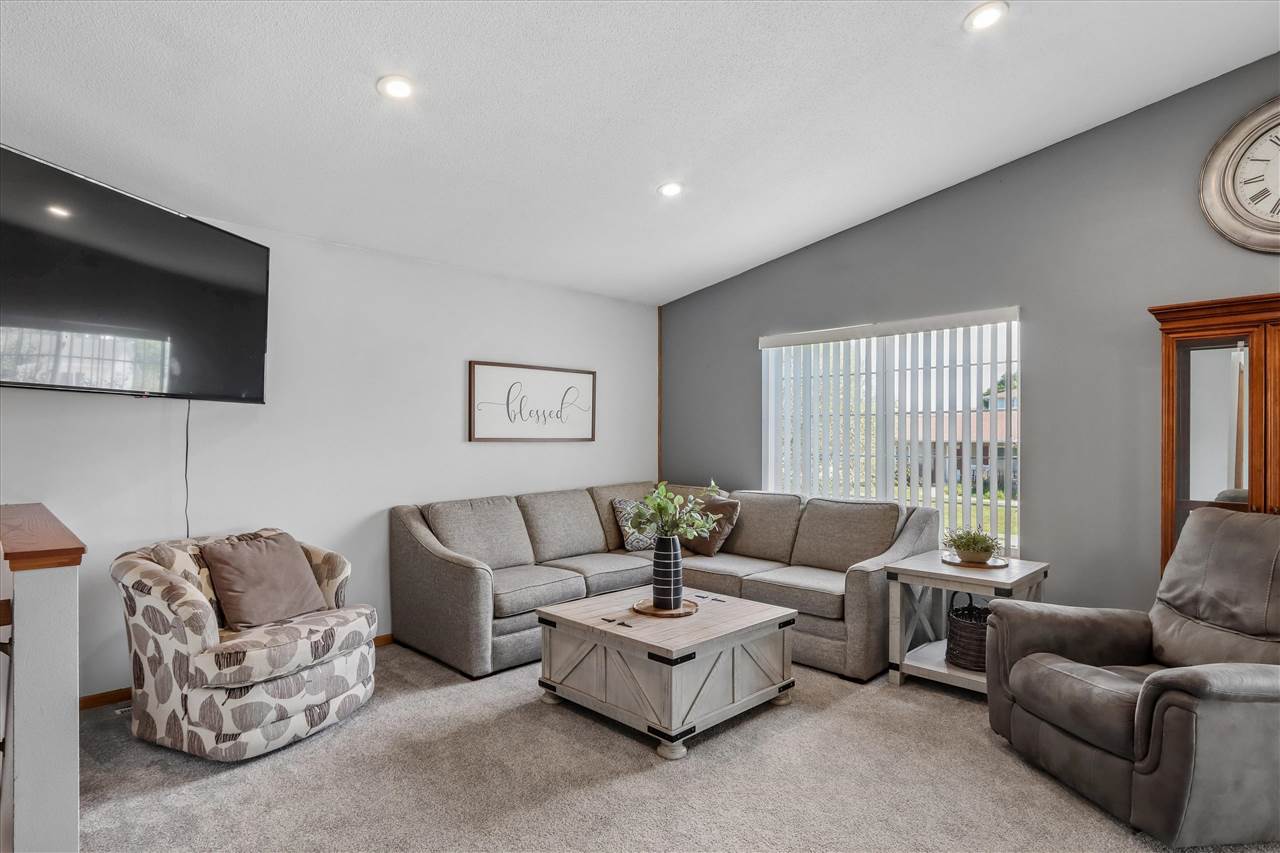 305 Westwood Road Williamsburg IA 52361