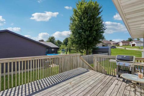 305 Westwood Road Williamsburg IA 52361