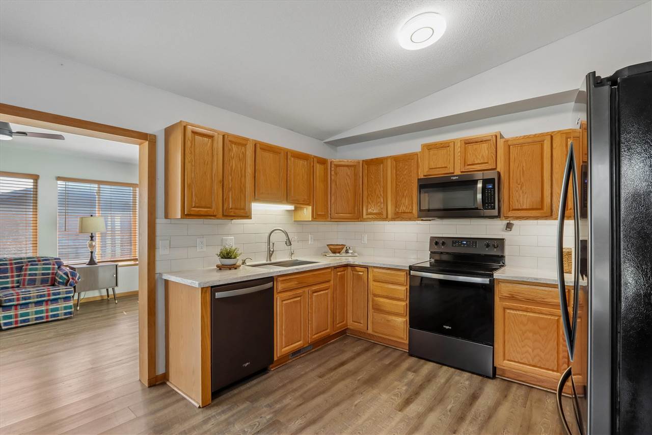 305 Westwood Road Williamsburg IA 52361
