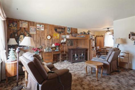 309 Pleasant View Drive NE Solon IA 52333