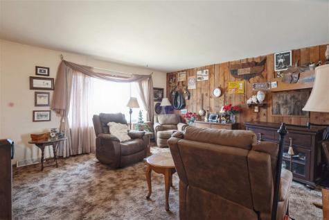 309 Pleasant View Drive NE Solon IA 52333