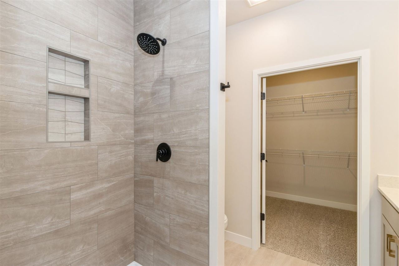 1044 Highland Trail Solon IA 52333