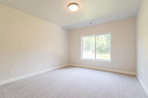 1044 Highland Trail Solon IA 52333