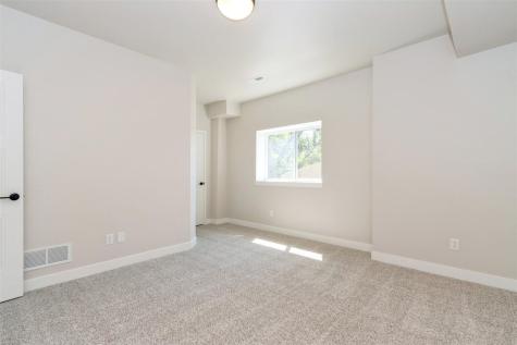 1044 Highland Trail Solon IA 52333