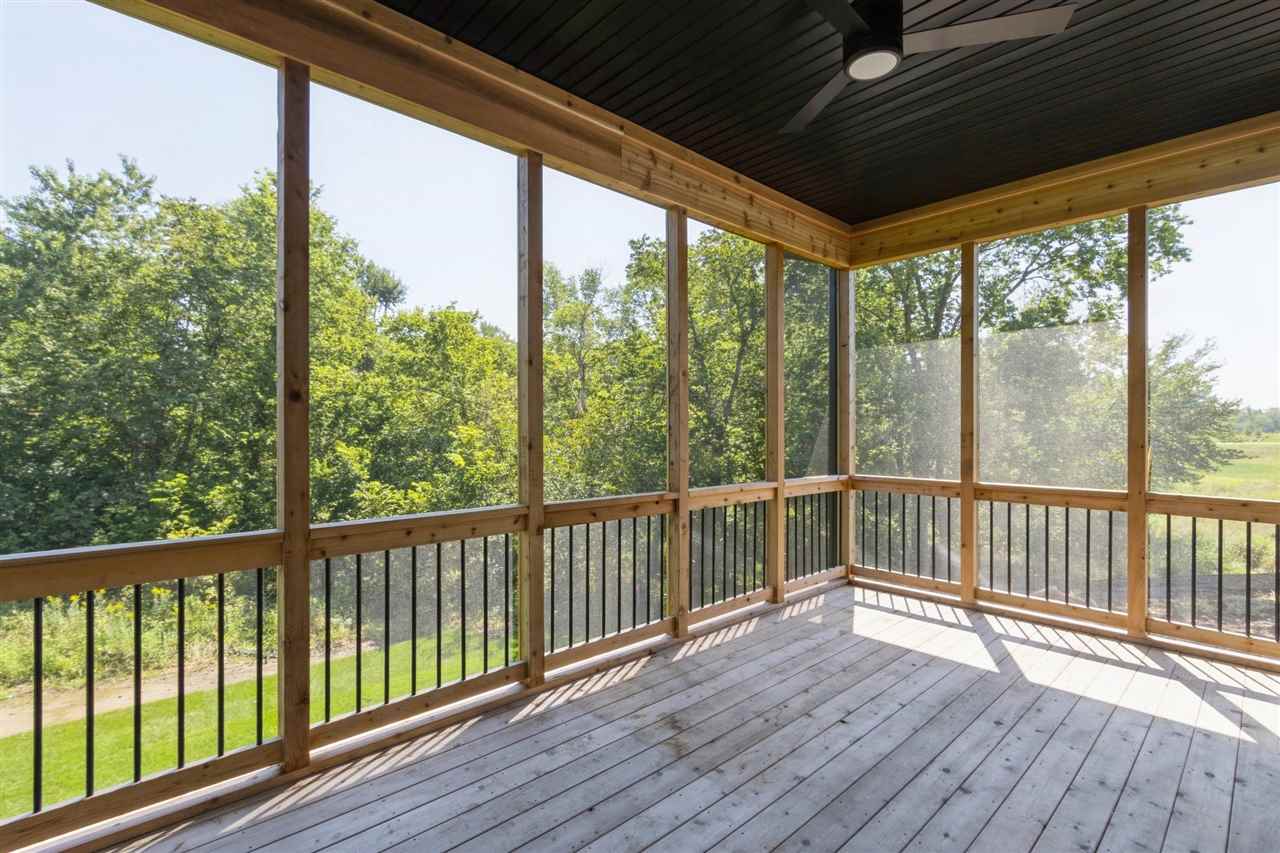 1044 Highland Trail Solon IA 52333