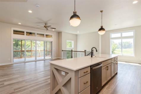 1044 Highland Trail Solon IA 52333