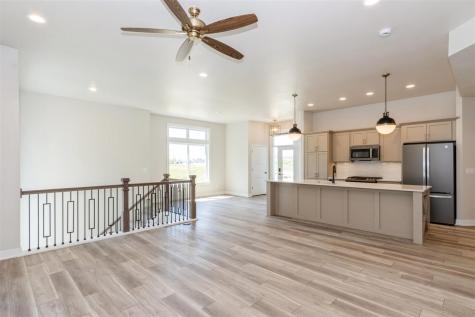 1044 Highland Trail Solon IA 52333