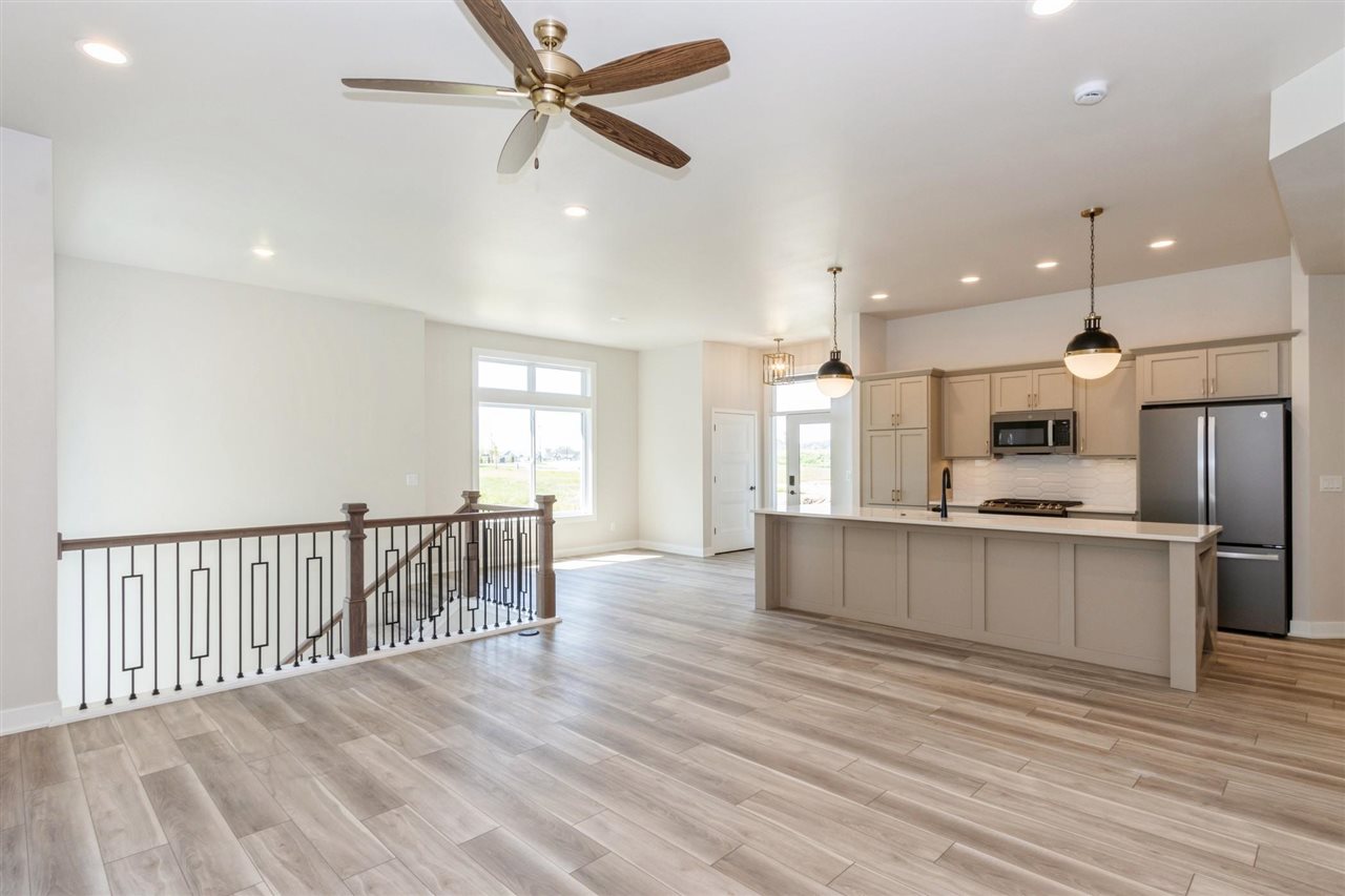 1044 Highland Trail Solon IA 52333