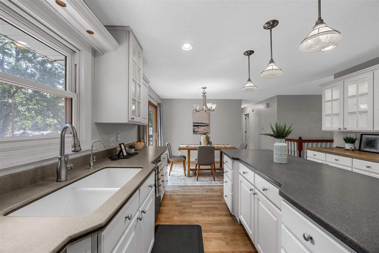 1026 Denbigh Drive Iowa City IA 52246