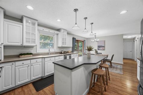1026 Denbigh Drive Iowa City IA 52246