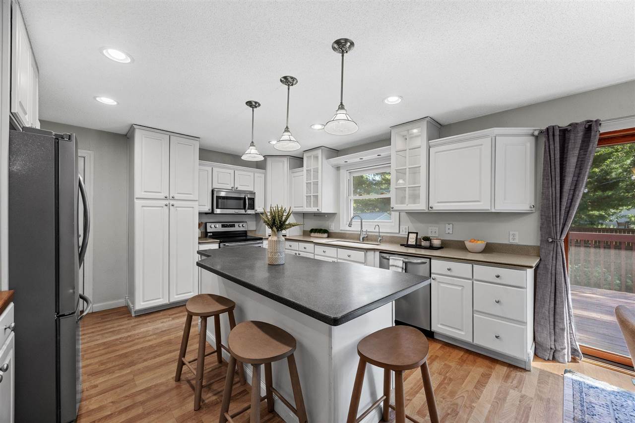 1026 Denbigh Drive Iowa City IA 52246