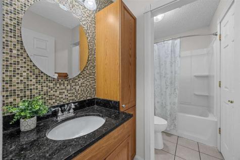 1026 Denbigh Drive Iowa City IA 52246