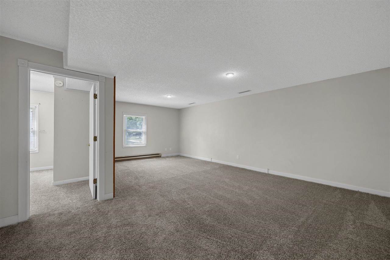 1026 Denbigh Drive Iowa City IA 52246