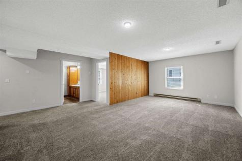 1026 Denbigh Drive Iowa City IA 52246