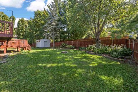 1026 Denbigh Drive Iowa City IA 52246