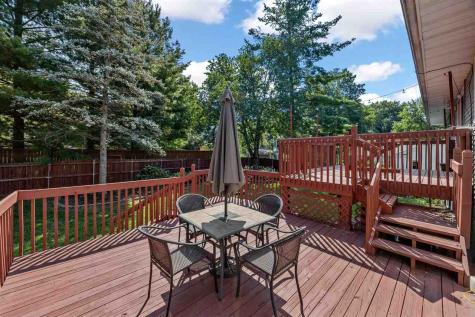 1026 Denbigh Drive Iowa City IA 52246