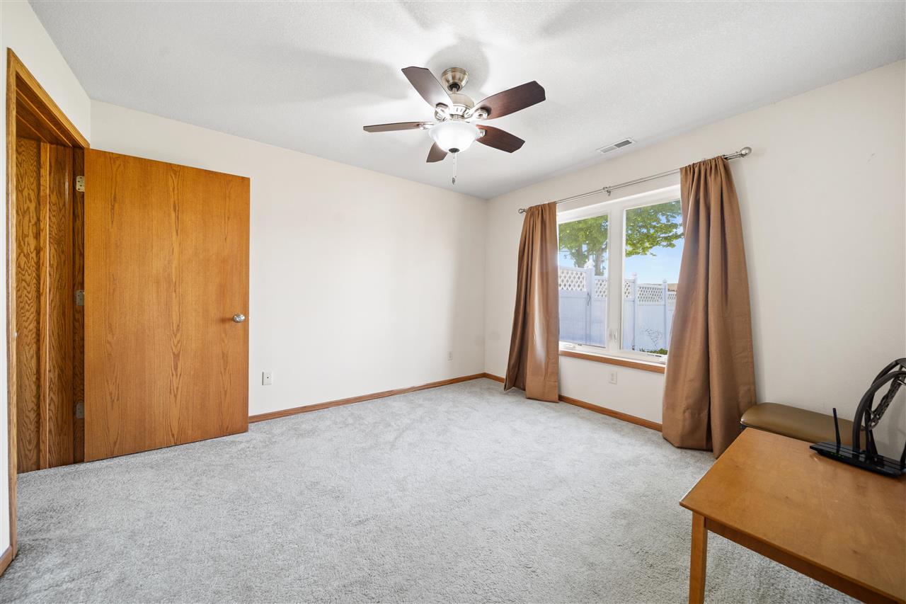 531 Bear Drive Tiffin IA 52340