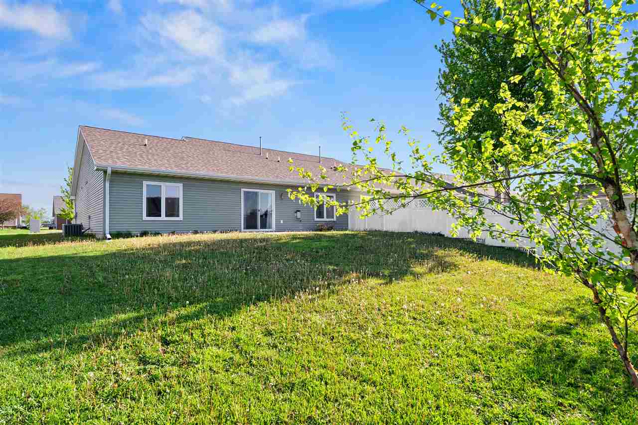 531 Bear Drive Tiffin IA 52340