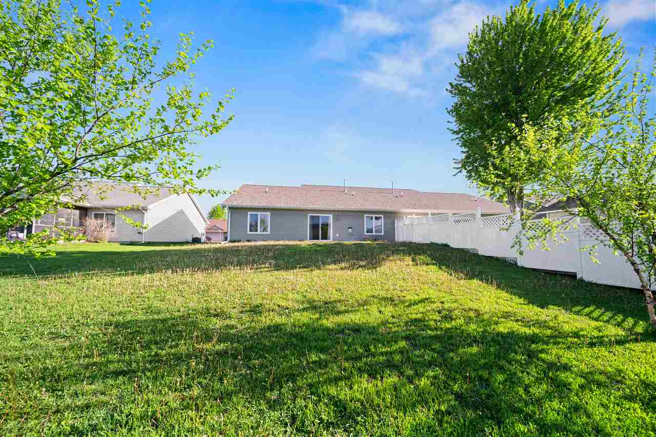 531 Bear Drive Tiffin IA 52340