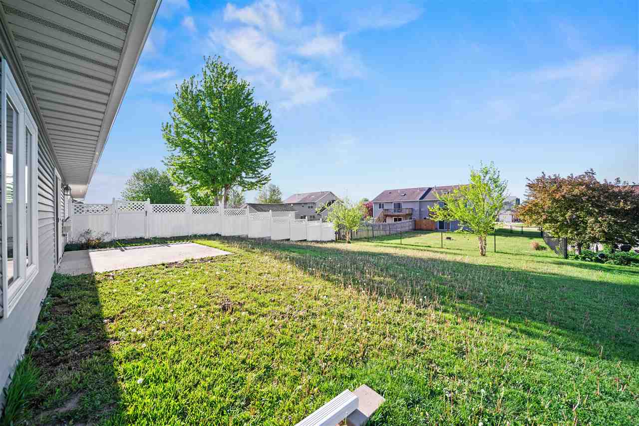 531 Bear Drive Tiffin IA 52340
