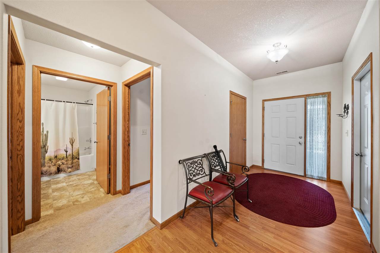 531 Bear Drive Tiffin IA 52340