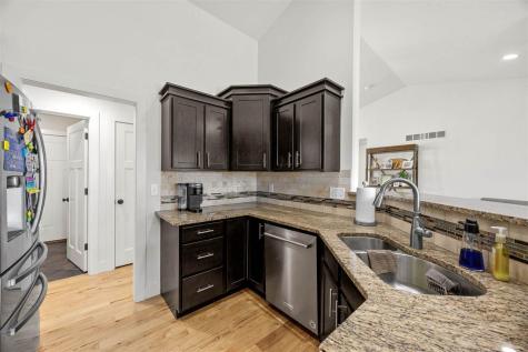 465 Carlyle Drive North Liberty IA 52317