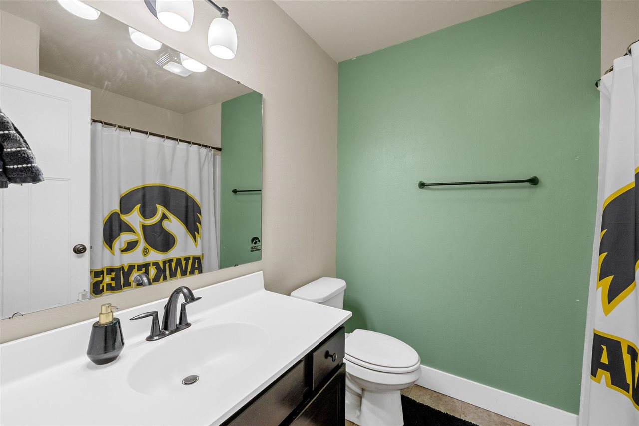 465 Carlyle Drive North Liberty IA 52317
