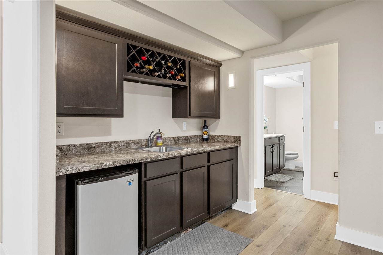 465 Carlyle Drive North Liberty IA 52317