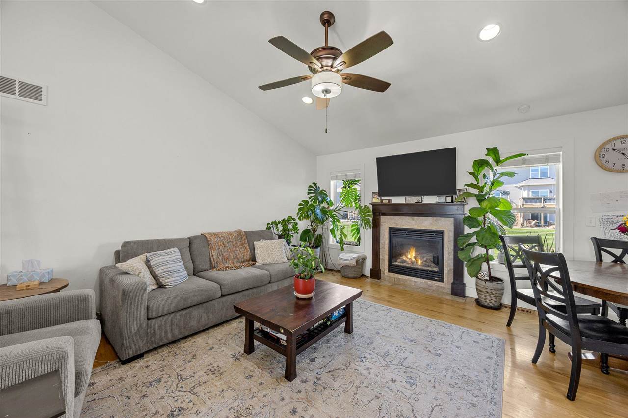 465 Carlyle Drive North Liberty IA 52317